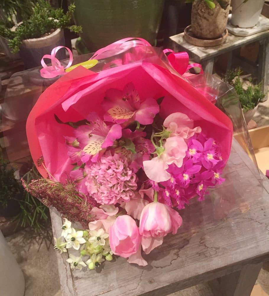 富士市おしゃれな花屋さんローズヒップのバレンタインや送別の記念におすすめのお花のイメージ画像１