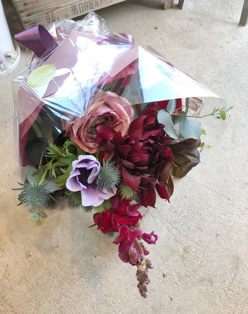 富士市花屋ローズヒップの2021年の母の日のおしゃれな花束のプレゼント３