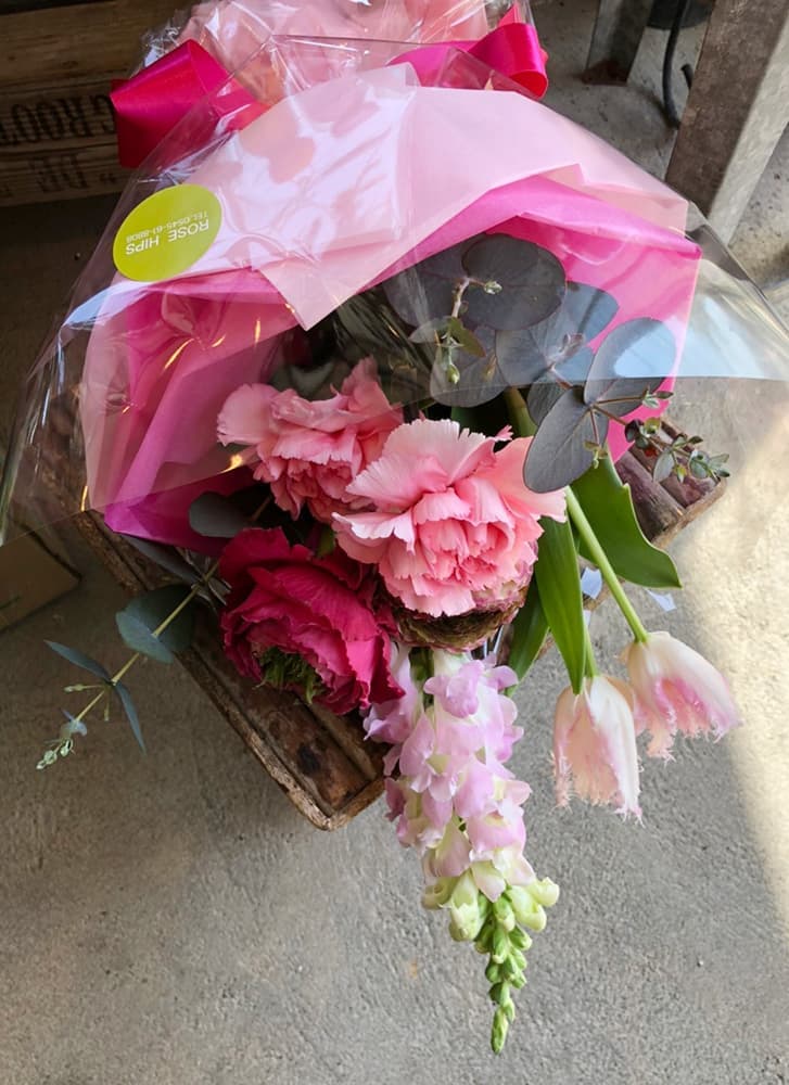 富士市花屋ローズヒップの2021年の母の日のおしゃれな花束のプレゼント１２
