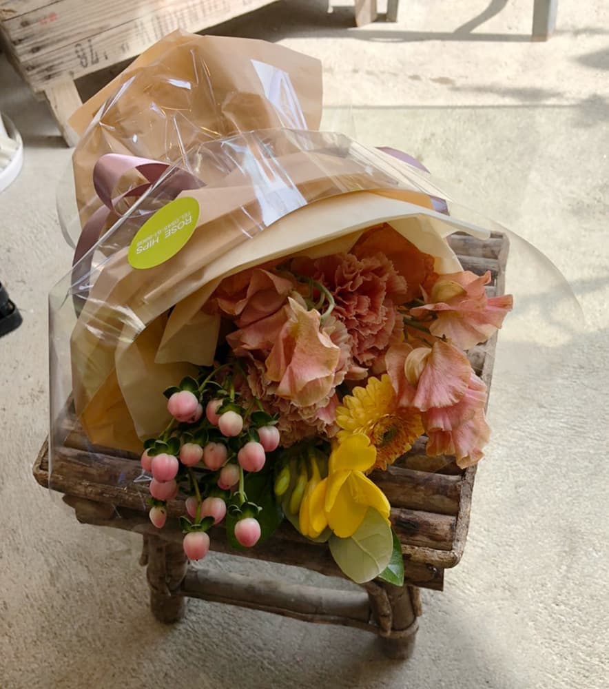 富士市花屋ローズヒップの2021年の母の日のおしゃれな花束のプレゼント１３