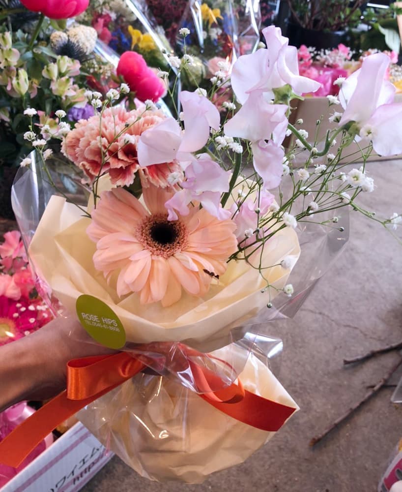富士市花屋ローズヒップの2021年の母の日のおしゃれな花束のプレゼント１８