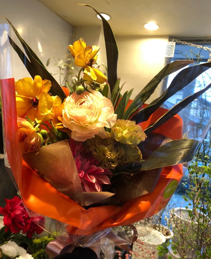 富士市花屋ローズヒップの2021年の母の日のおしゃれな花束のプレゼント２５