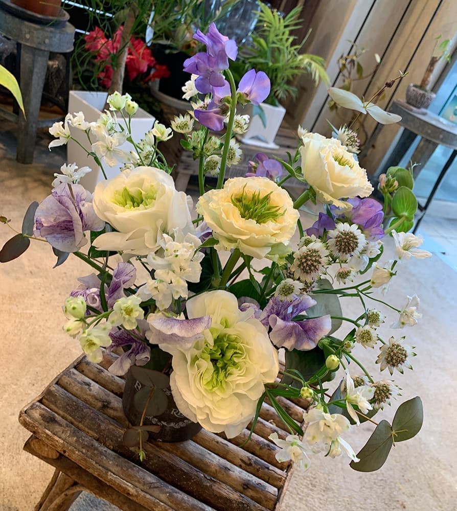 おしゃれなお花屋さんローズヒップの送別の記念におすすめのお花特集１