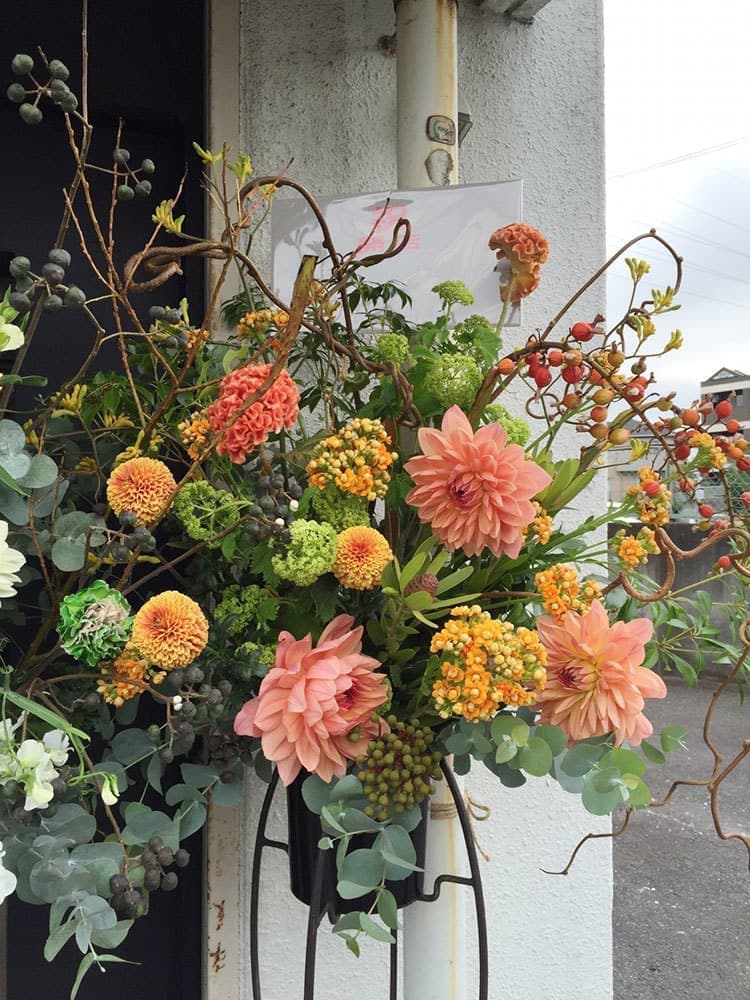 富士市のお花屋さんローズヒップの開店祝いのスタンド花の写真8
