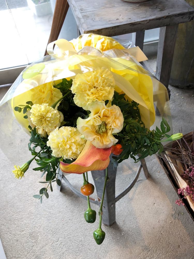 富士市花屋ローズヒップの2021年11月2日の花束のプレゼント（贈り物）７