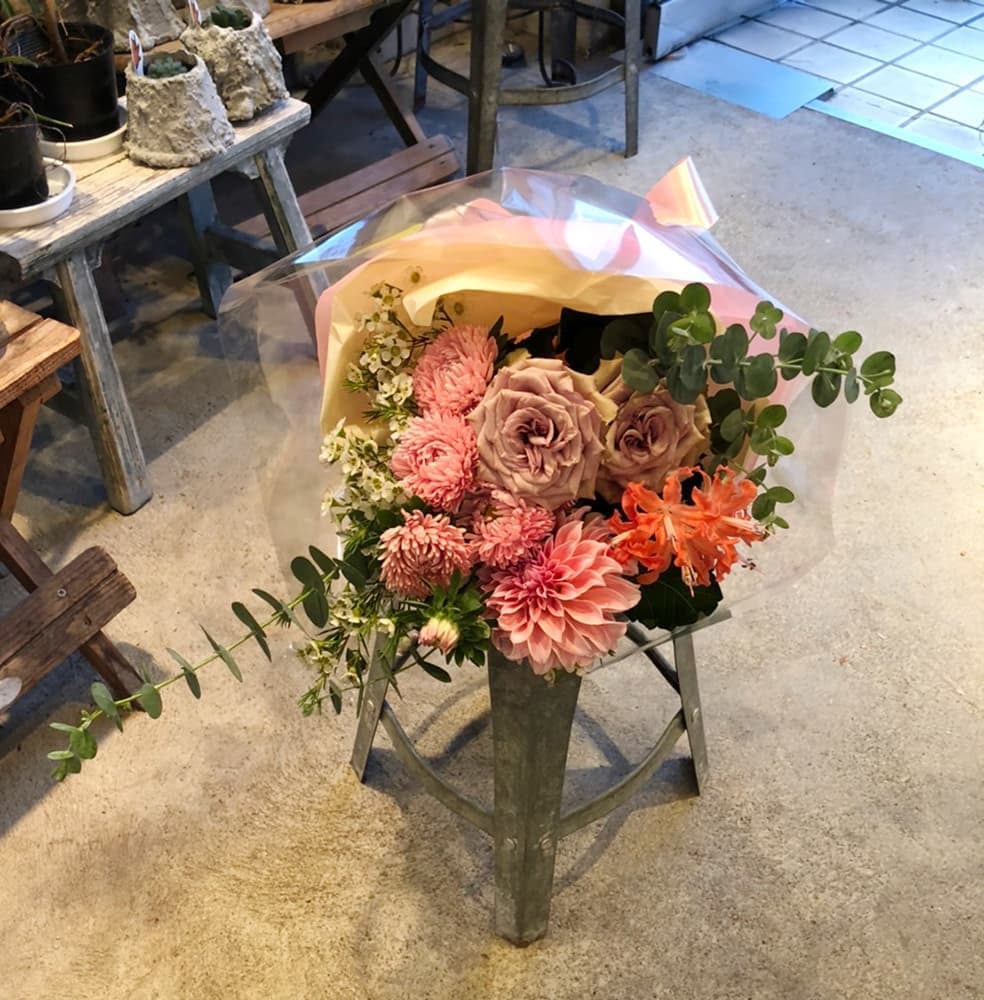 富士市花屋ローズヒップの2021年11月2日の花束のプレゼント（贈り物）１２