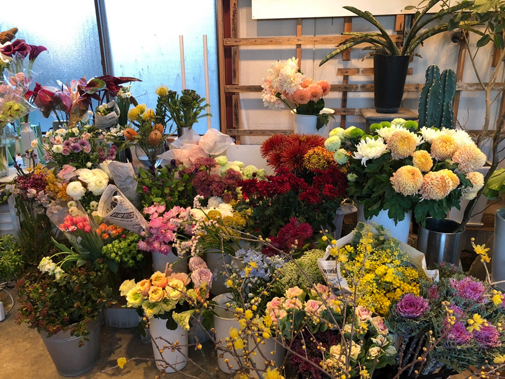富士市花屋ローズヒップの2021年12月27日のおしゃれなお花屋さんの店内の写真2