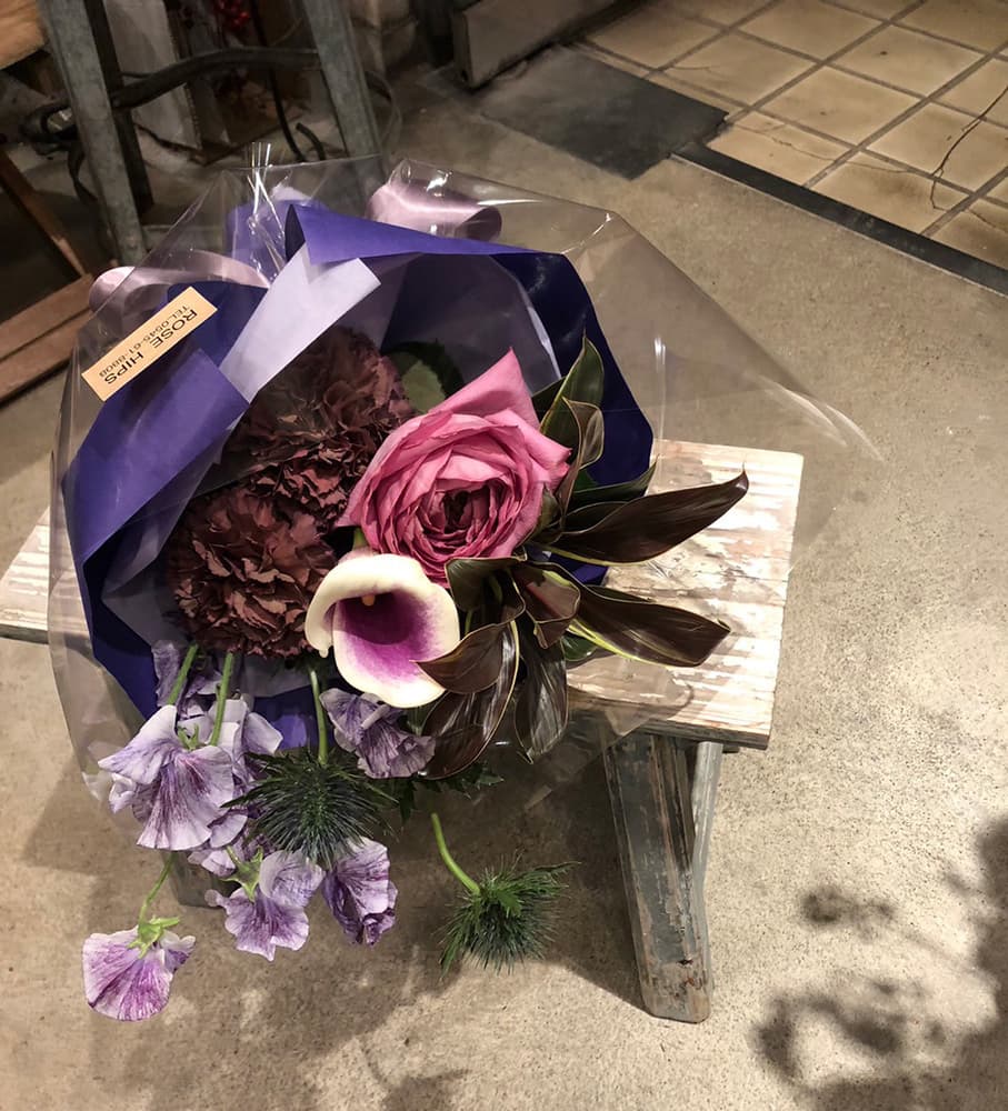 富士市おしゃれ花屋ローズヒップの2023年2月15日の卒業、卒園、送別向けの花束のプレゼント33