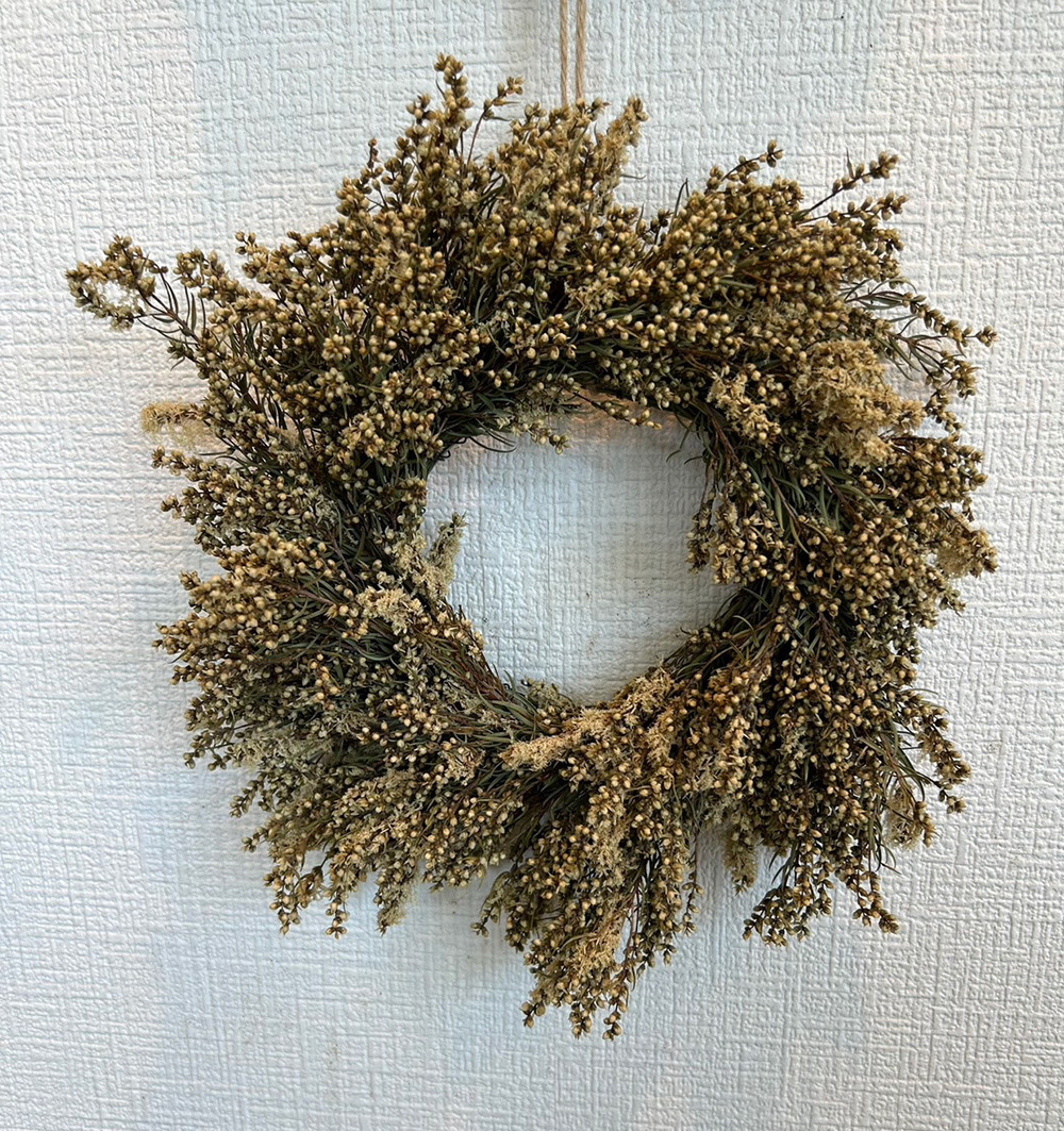 富士市おしゃれ花屋ローズヒップのリースの写真（フラワーレッスンのリース作り）