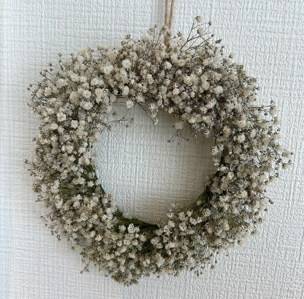 富士市おしゃれ花屋ローズヒップのリースの写真（フラワーレッスンのリース作り）