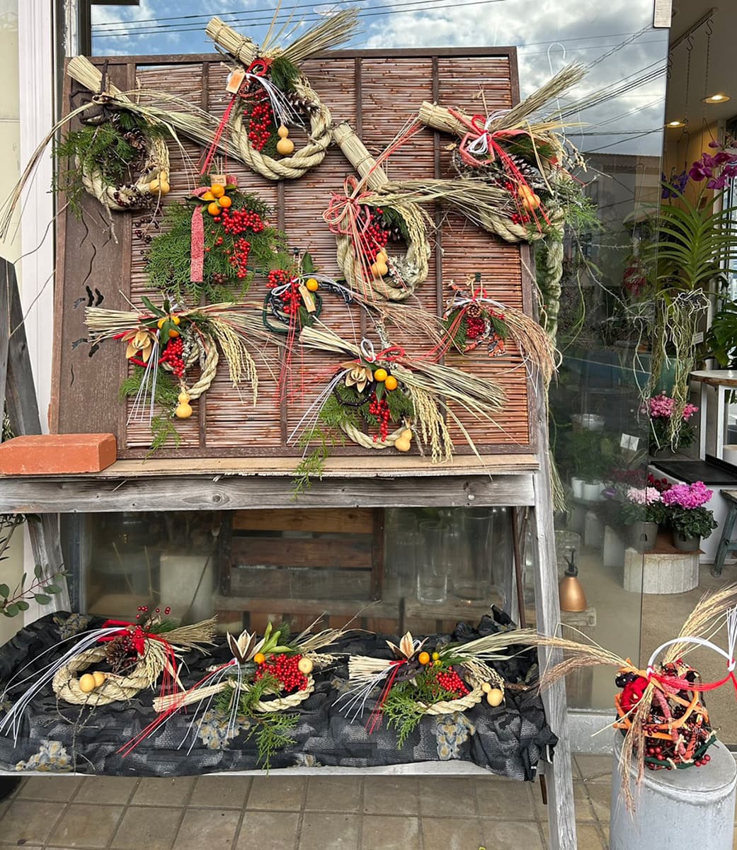 富士市花屋ローズヒップのおしゃれなお正月飾り