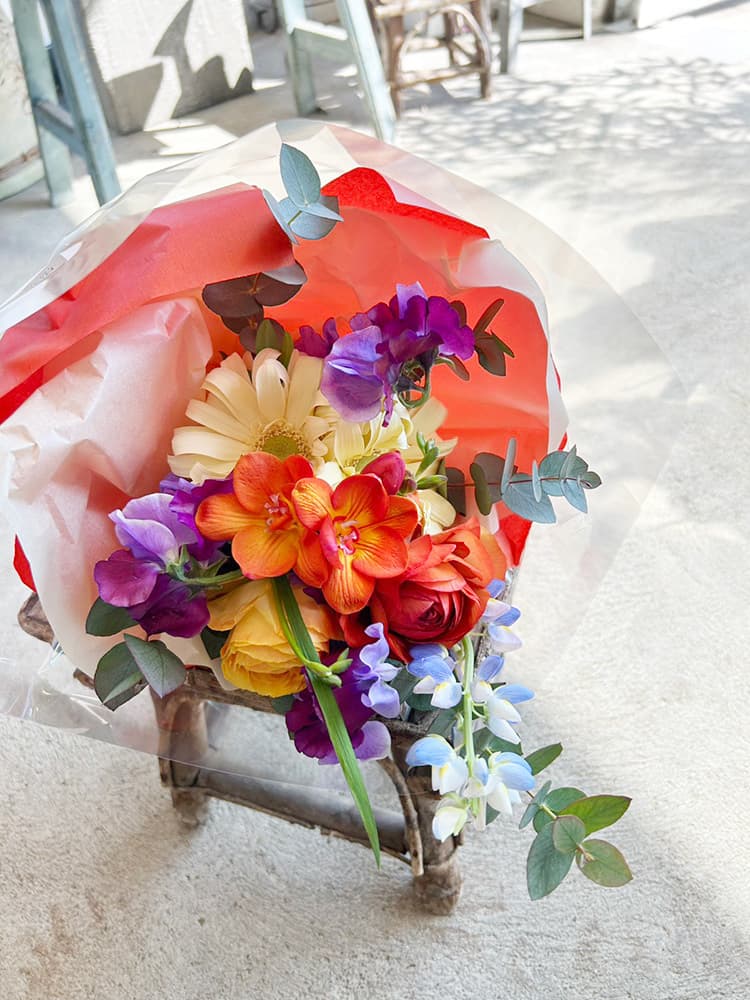 富士市おしゃれ花屋ローズヒップの2026年2月17日の卒園･卒業の送別と入園･入学の記念特集の花束